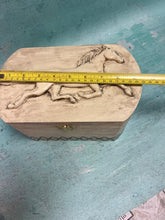 Load image into Gallery viewer, Horse Treasure Box Kit with Resin Horse, Decorative Transfers, Paints, Sealer, Brush and Instructional Video Link