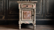 Load image into Gallery viewer, IOD Lattice Rose IOD Paint Inlay 12 x 16" Pad 8 Sheets Furniture and Craft Inlay