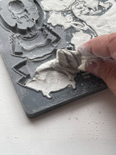 Load image into Gallery viewer, IOD Specimens 6x10 Decor Mould