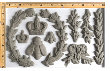 Load image into Gallery viewer, IOD Laurel 6x10 Decor Mould