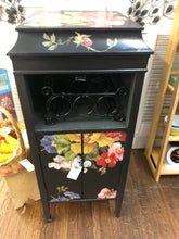 Load image into Gallery viewer, IOD Wall Flower Furniture Decor Transfer -Great for all Crafting Projects