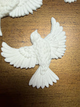 Load image into Gallery viewer, Sparrow Birds and Nests Resin Castings for Furniture and Craft Applications
