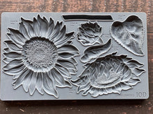 Load image into Gallery viewer, IOD Sunflowers 6x10 Decor Mould
